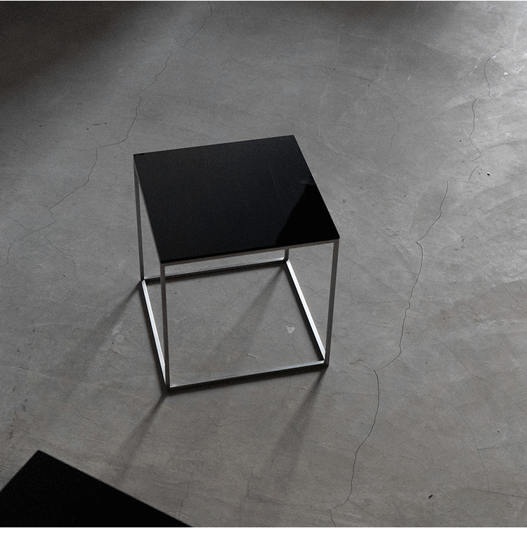 Wiz-interiorの「ブラックステンレスミニテーブル」の画像6